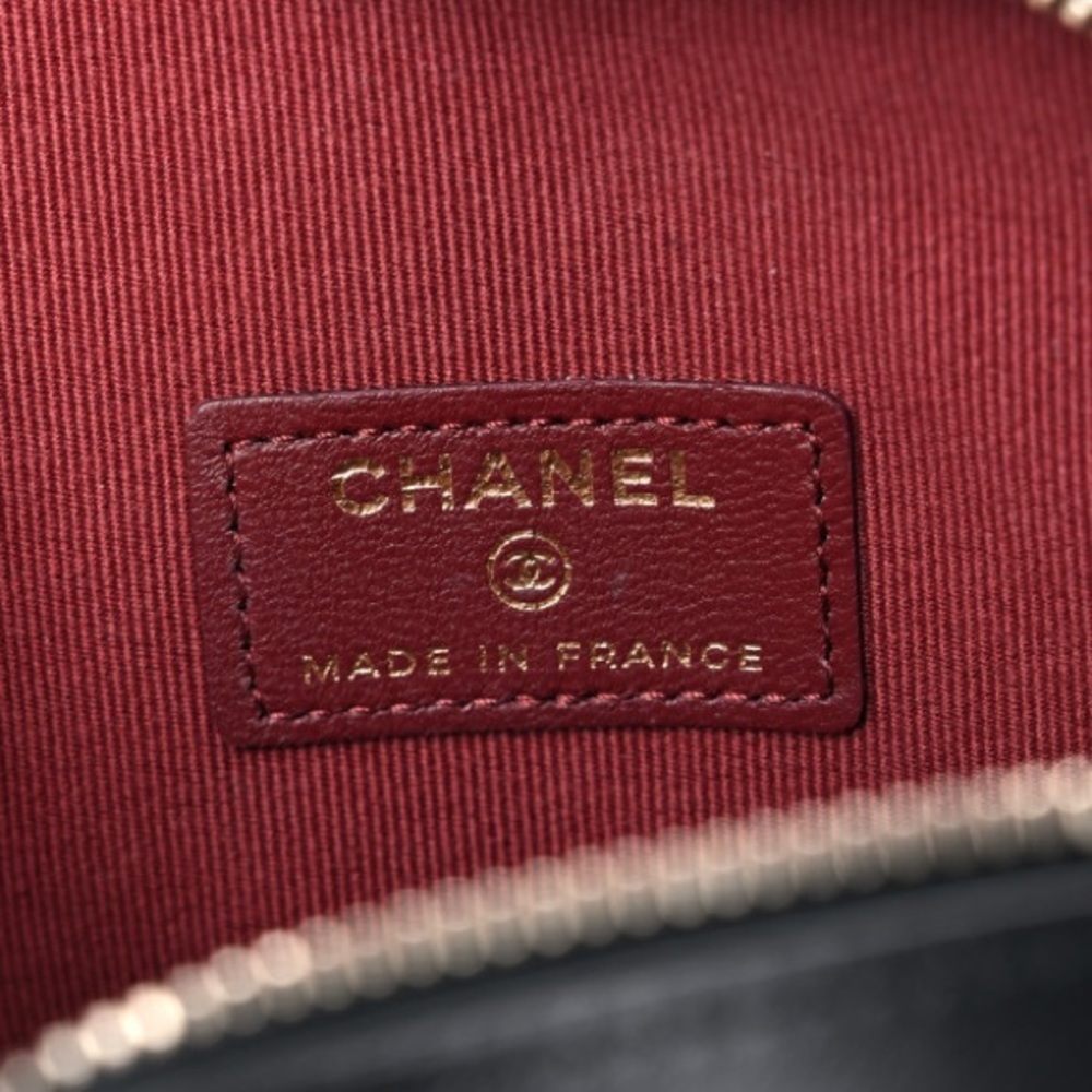 Chanel small crossbody Heart bag with chain in black Mini 22S - Picture 10 of 14